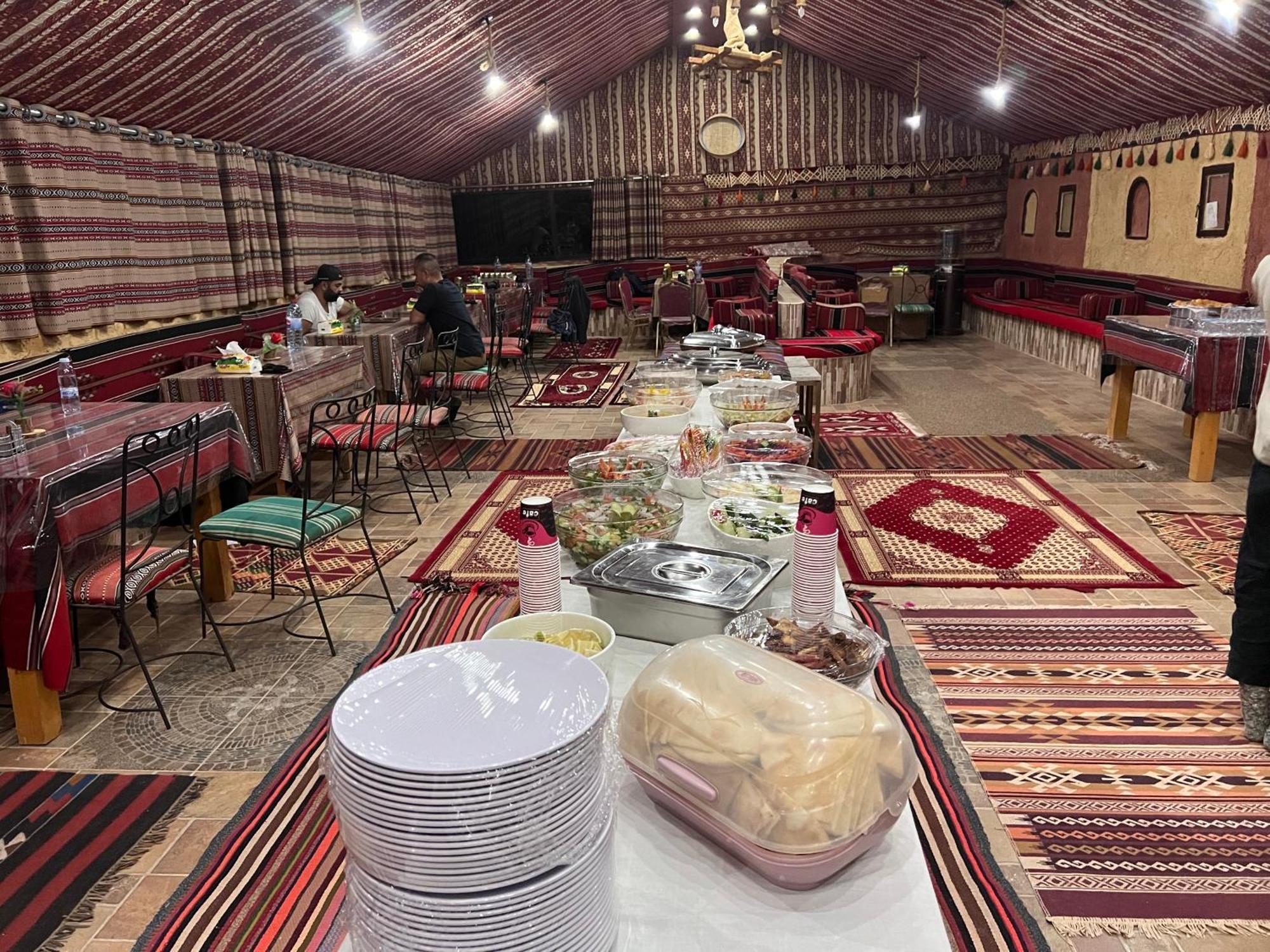 Khaled'S Camp Hotel Вади Рум Екстериор снимка